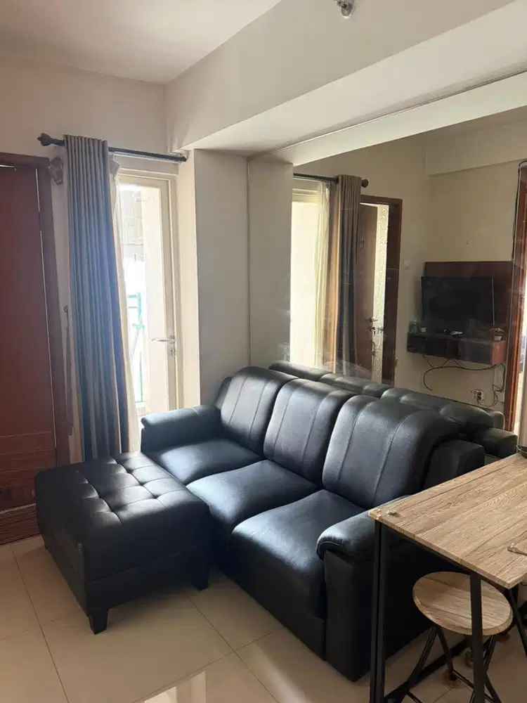 SEWA APARTEMEN 2 KAMAR GREENPARKVIEW TOWER G