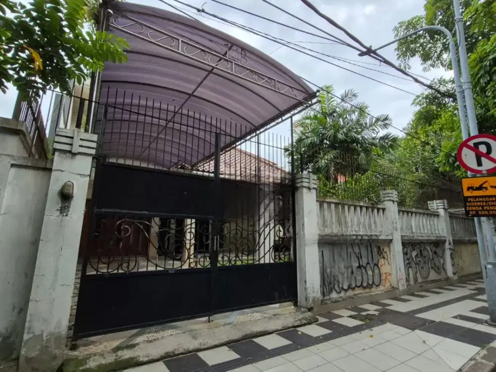 Rumah Tengah Kota Grand City