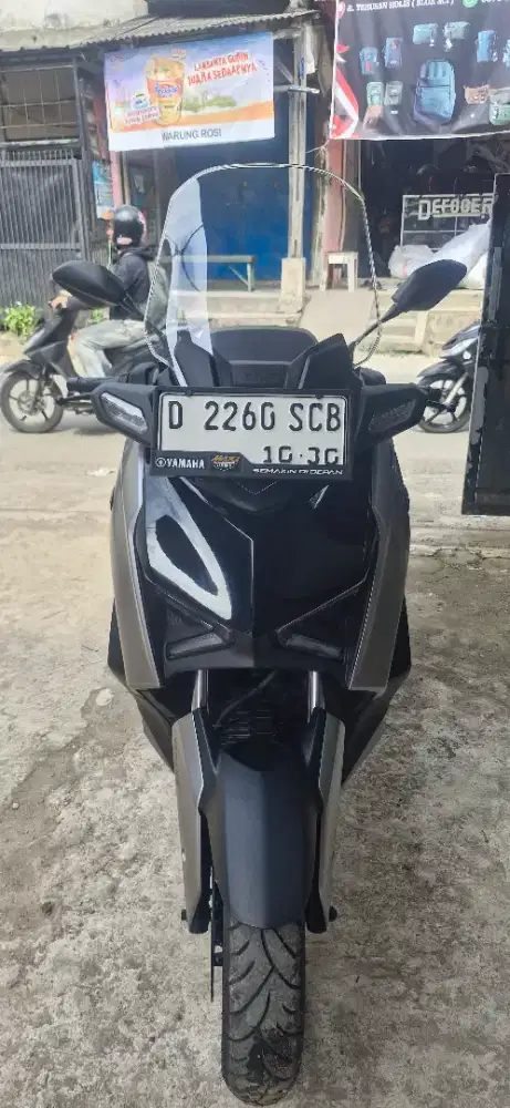 DIJUAL YAMAHA XMAX TECHMAX THN 2025 WARNA PERAK