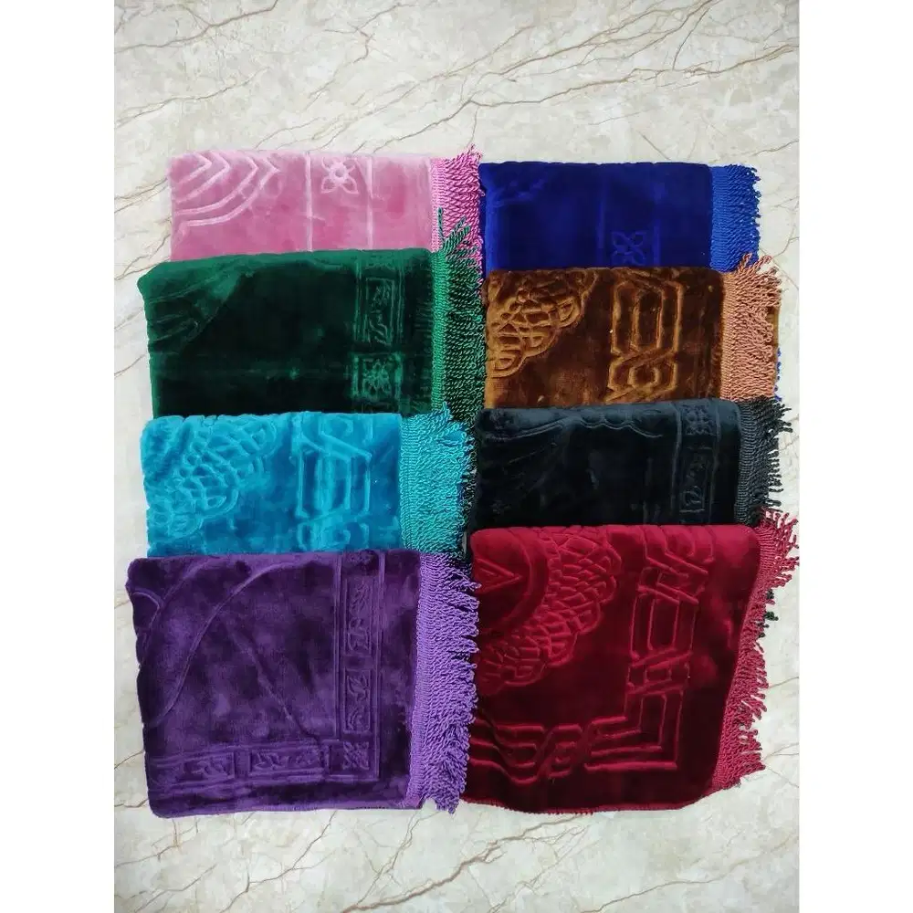 Sajadah Turkey Polos Embos