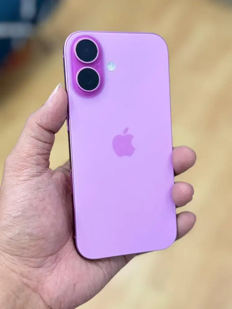 Iphone 16 128Gb pink second resmi ibox bh 100% garansi on panjang