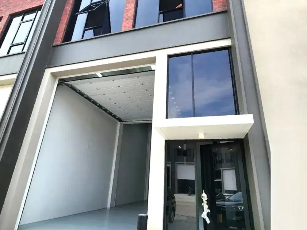 Gudang Bizpark PIK 2 type multiguna 2lt 9x30 270m Pantai Indah Kapuk