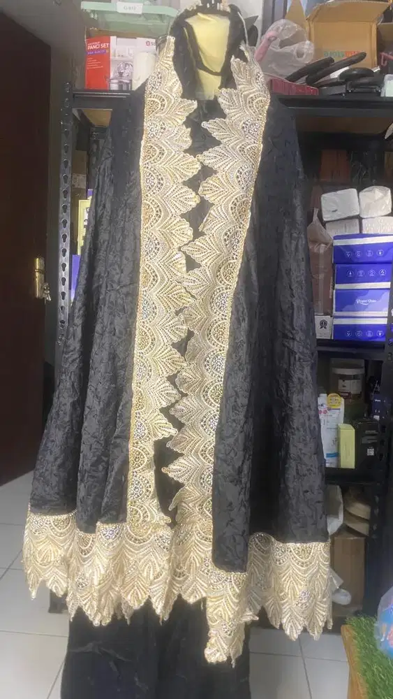 MUKENA SUTRA PARIS HITAM KD