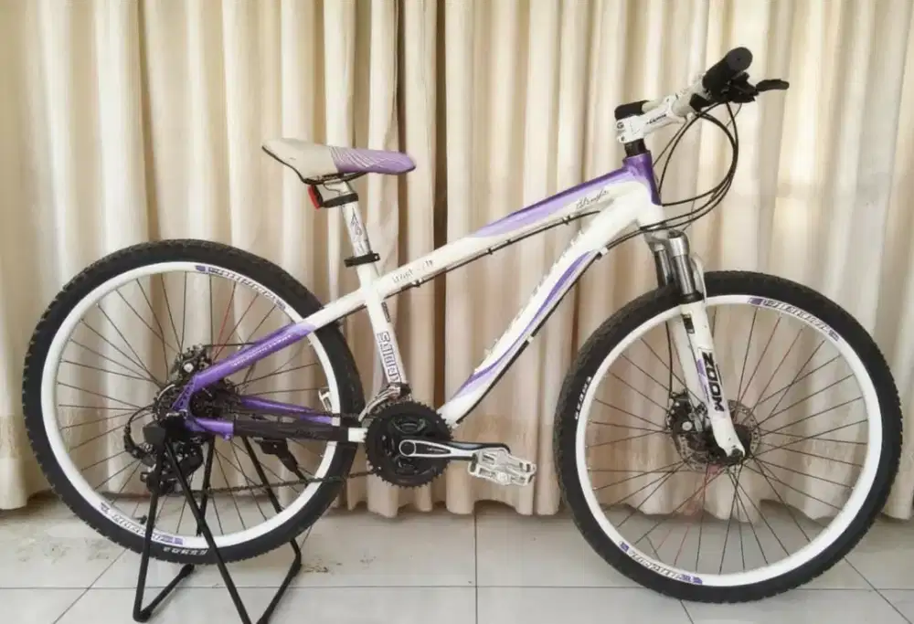 Sepeda gunung pacific alumunium