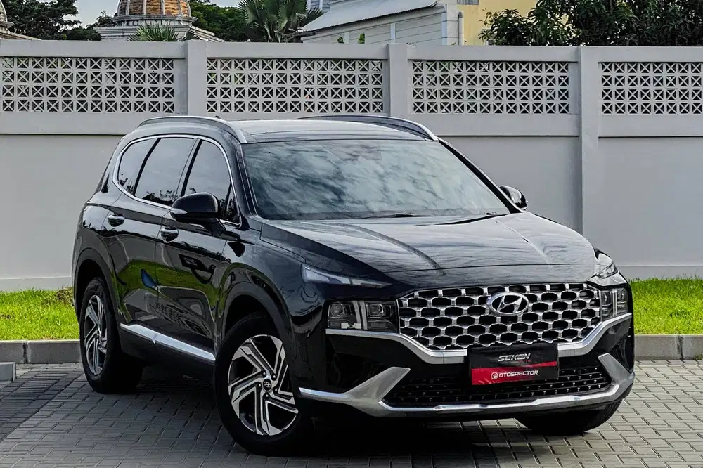Hyundai Santa Fe Santafe 2.2 Signature Diesel Solar Sunroof 2022 Hitam