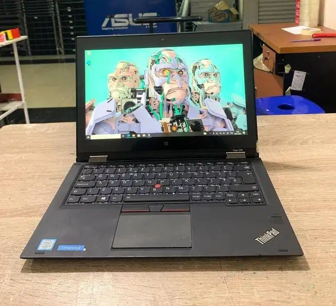 LAPTOP Lenovo Thinkpad Yoga 260 TOUCH I5 GEN6 RAM 8GB 12 INCH FHD *RVN