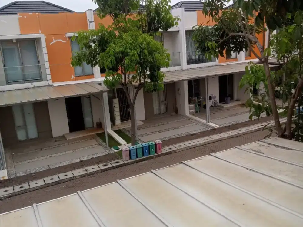 Di sewakan rumah pik 2