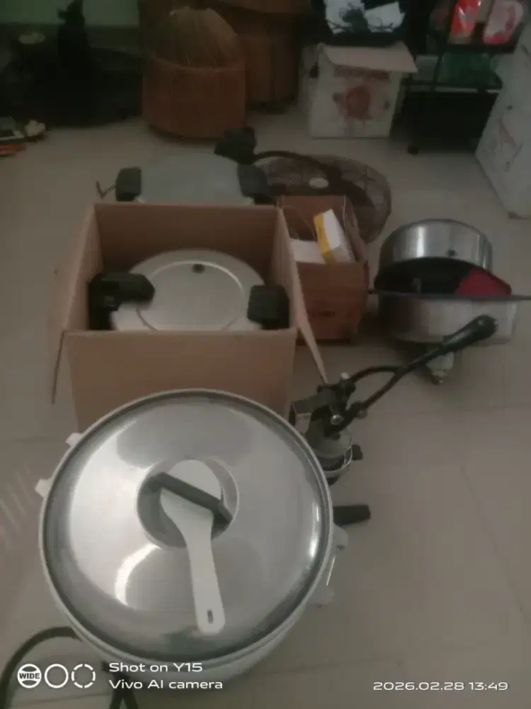 Jual tiga unit reskuker yang satu model pake gas