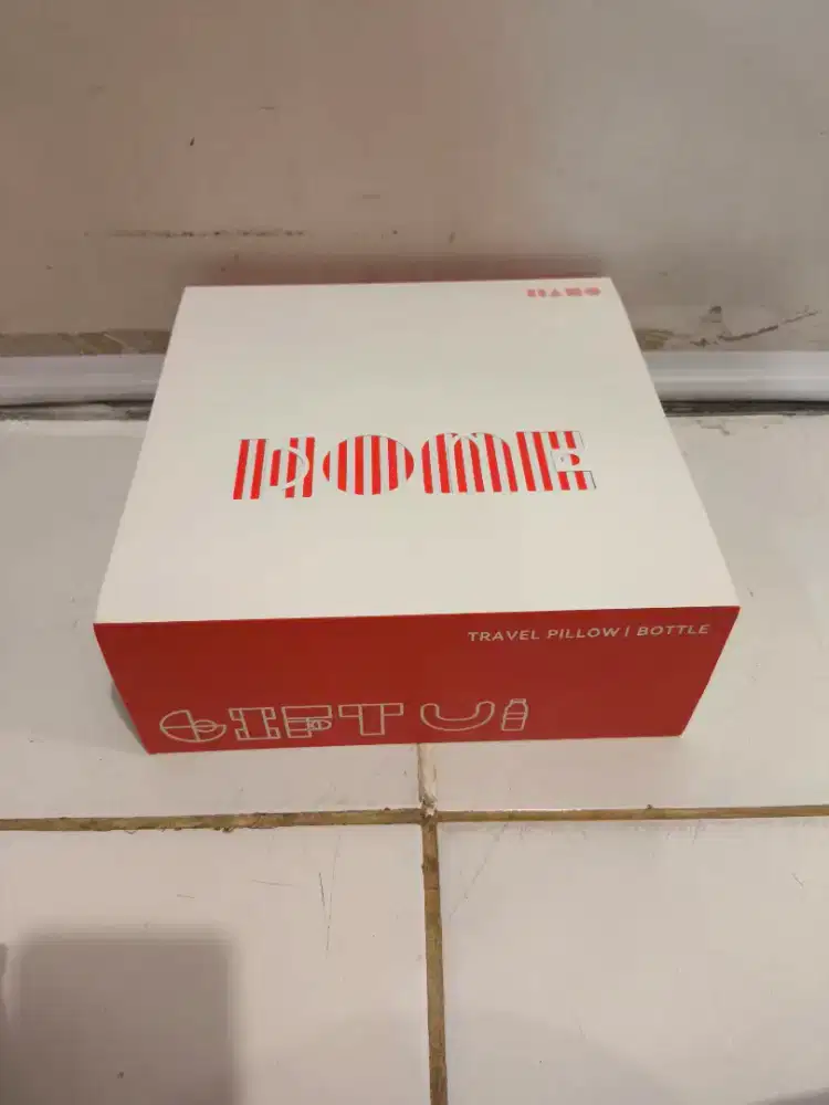 Gift Huawei Thermos Stainless Steel 500ml dan Neck Pillow + Air Pump