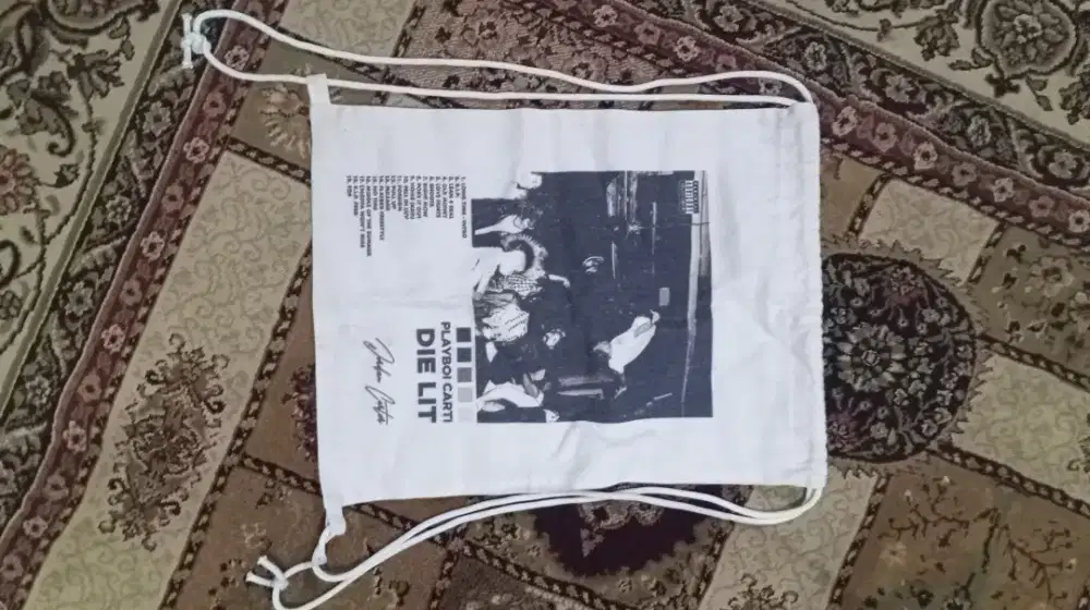 Tas Serut Playboi Carti