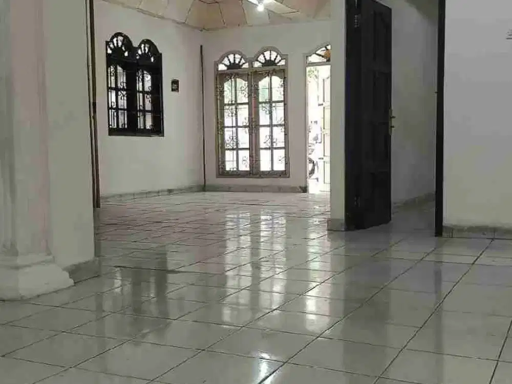 Disewakan atau Dijual Rumah di Pondok Kopi Jakarta Timur