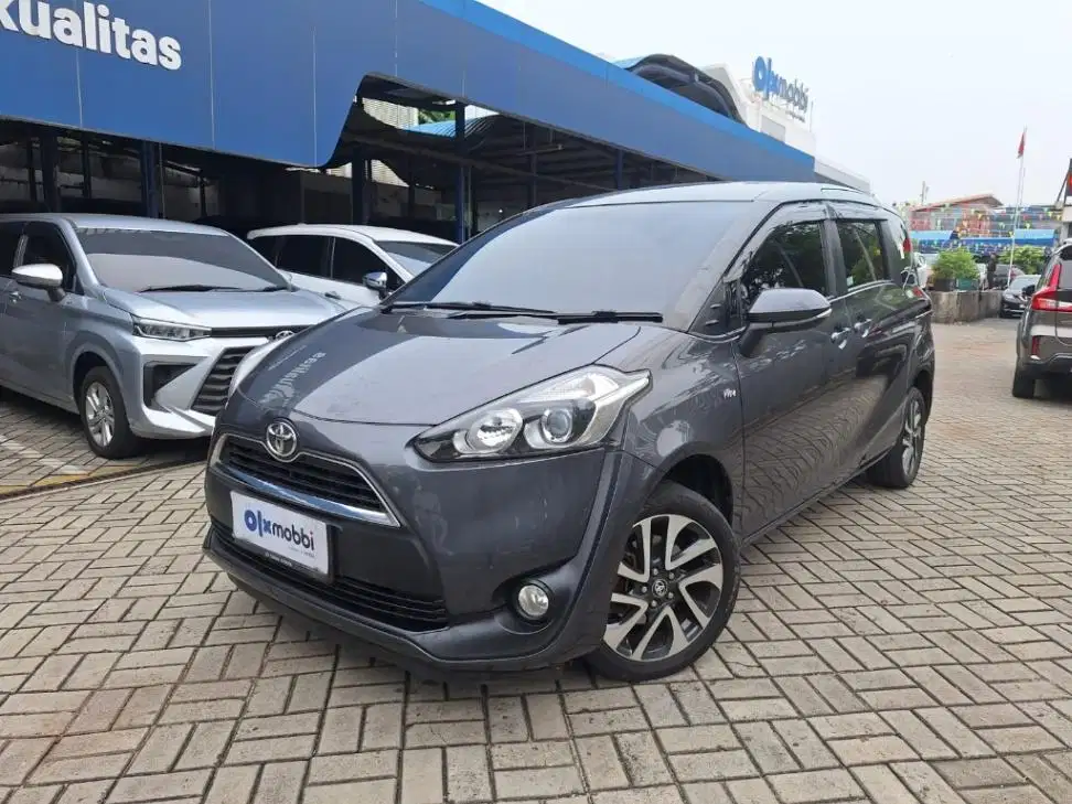 LOW DP Toyota Sienta 1.5 V Bensin-AT 2017 BOC