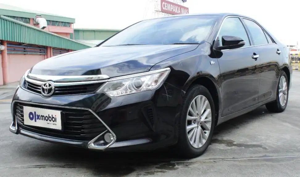 TDP 11JT, Toyota Camry 2.5 V Bensin-AT Hitam 2018