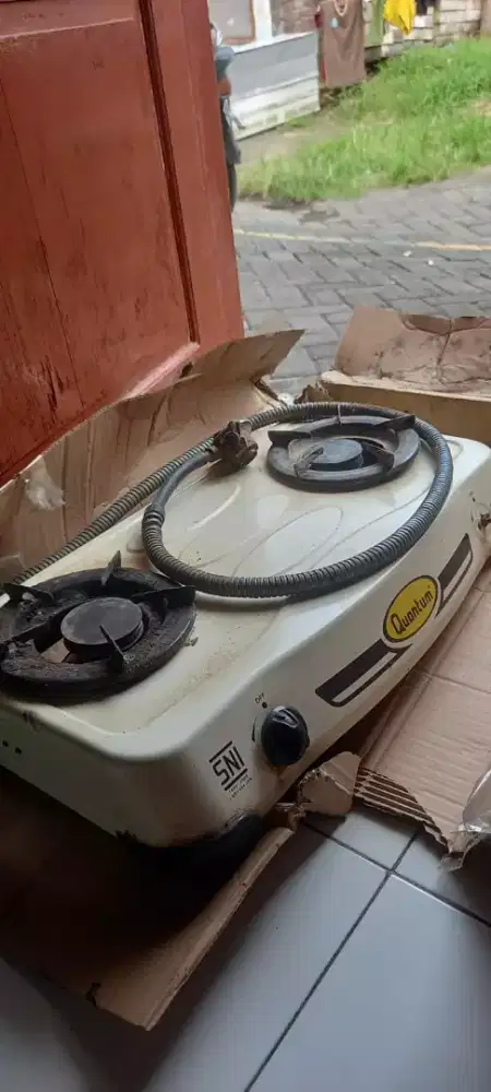 Kompor Merk Quantum 2 Tungku