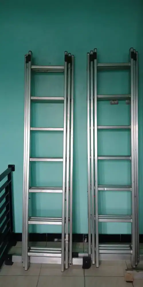 Tangga alumunium