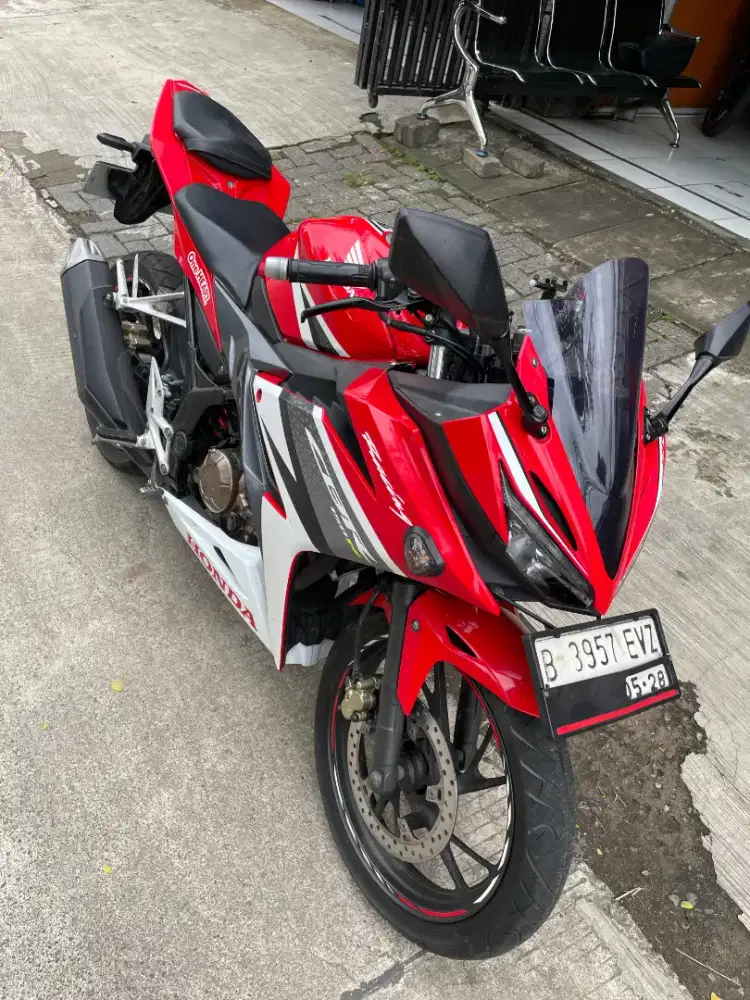 Honda CBR 150 2018