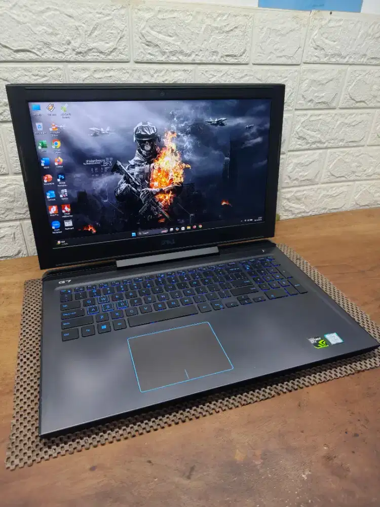 Dell G7 7588 intel Core i7 Gen-8 (16/512gb) Spek Gaming NORMAL