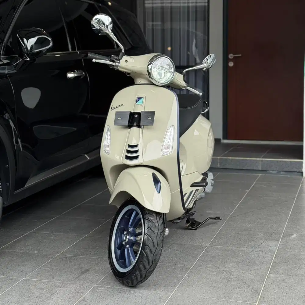 Vespa Primavera S ABS 150 IGET Tahun 2022 Seperti Baru
