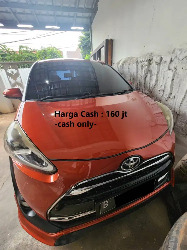 Toyota Sienta Q automatic 2017