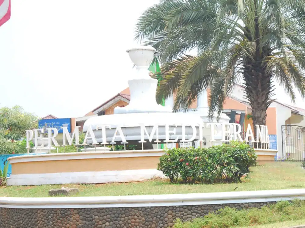 Rumah 2 lantai Permata Mediterania dalam cluster