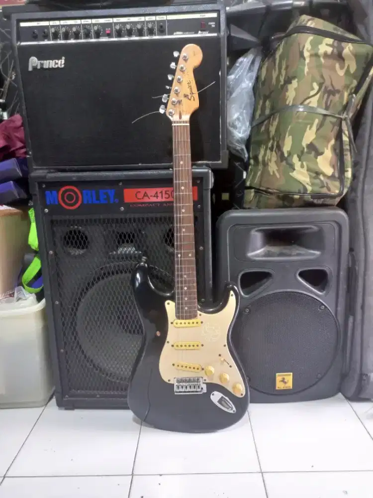 Squiyer affinity by fender