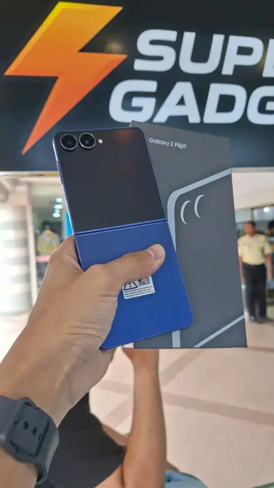 Samsung Z Flip 7 12/512GB