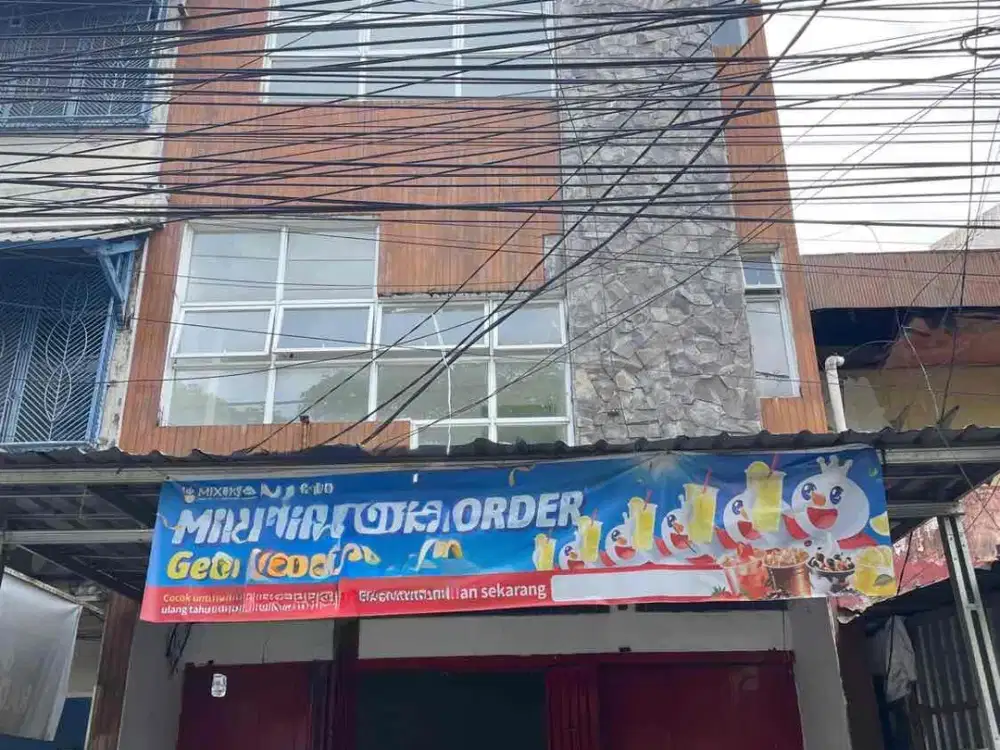 disewakan ruko 3 lantai  veteranselatam poros jalan