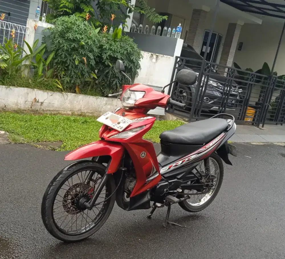 vega zr/rr sangat terawat istimewa