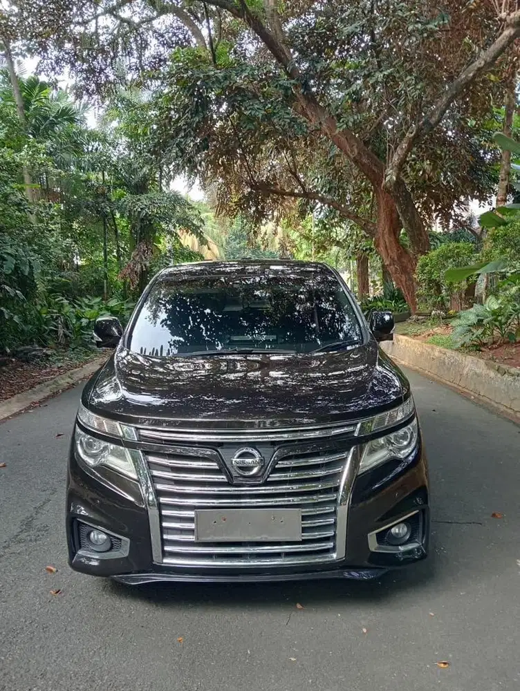For Sale Nissan Elgrand 2.5 HWS - 2014