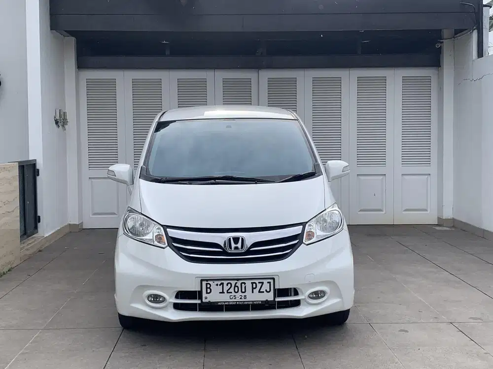 Honda Freed PSD Metik 2013 Bebas Laka Bebas Banjir