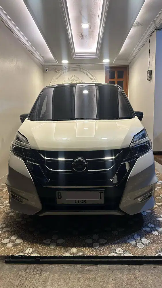 Jual Cash Nissan Serena Highway Star 2.0 AT 2019
