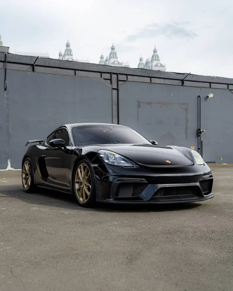 Porsche 718 Cayman GT4 MT 2021 Black