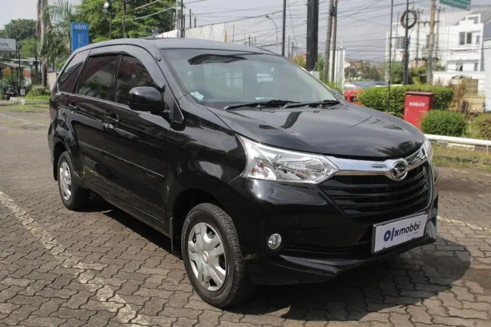 DP MURAH Daihatsu Xenia 1.3 R STD Bensin-AT 2018 Hitam CERKB