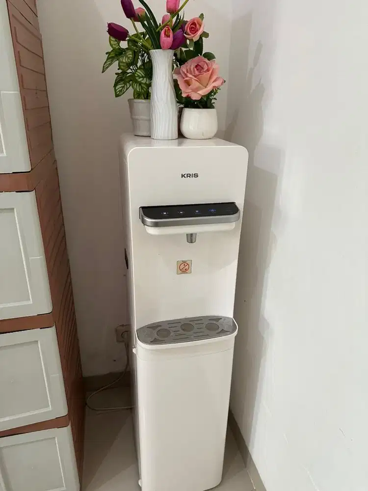 Dispenser Kris Electric Touchscreen - Mulus Like New - 1,5jt