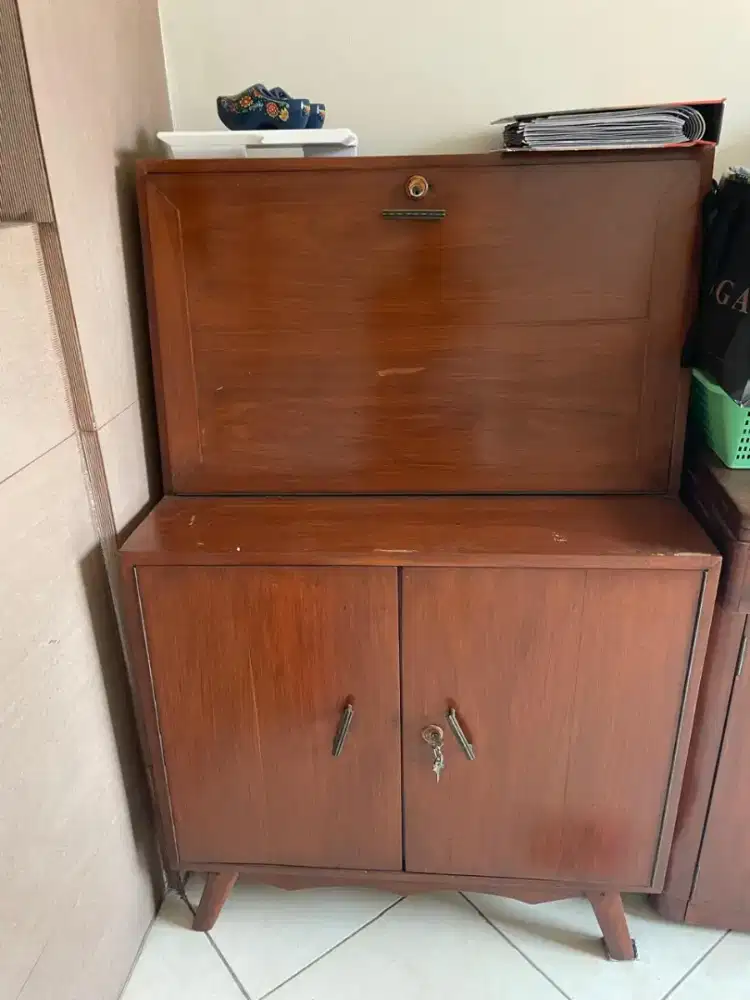 Meja belajar bahan kayu jati