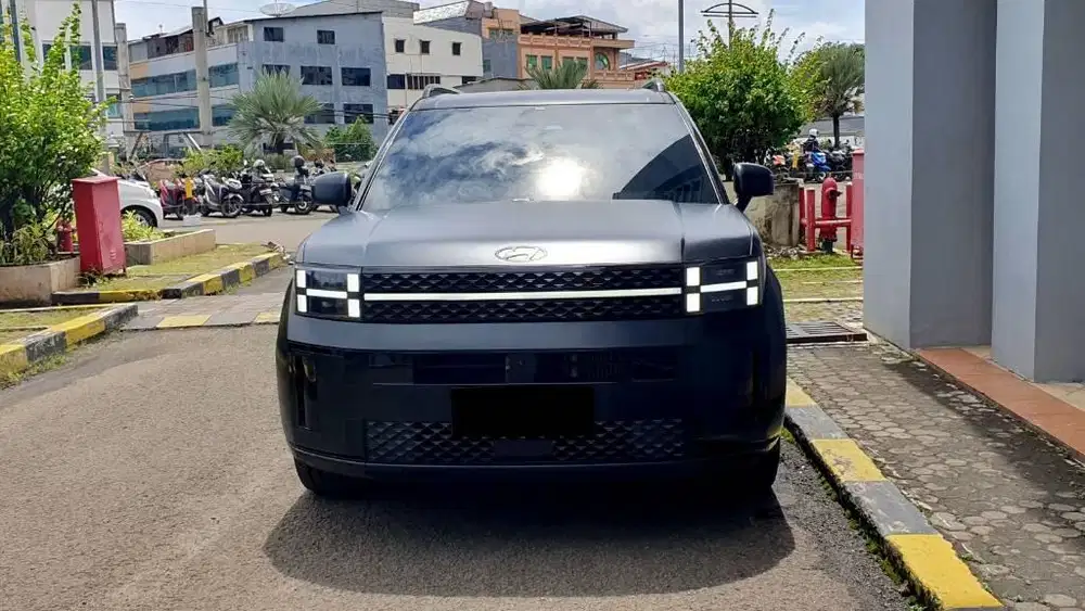 Hyundai Santa Fe Calligraphy Hybrid 2025 Hitam Hybrid 6seat km.21rb