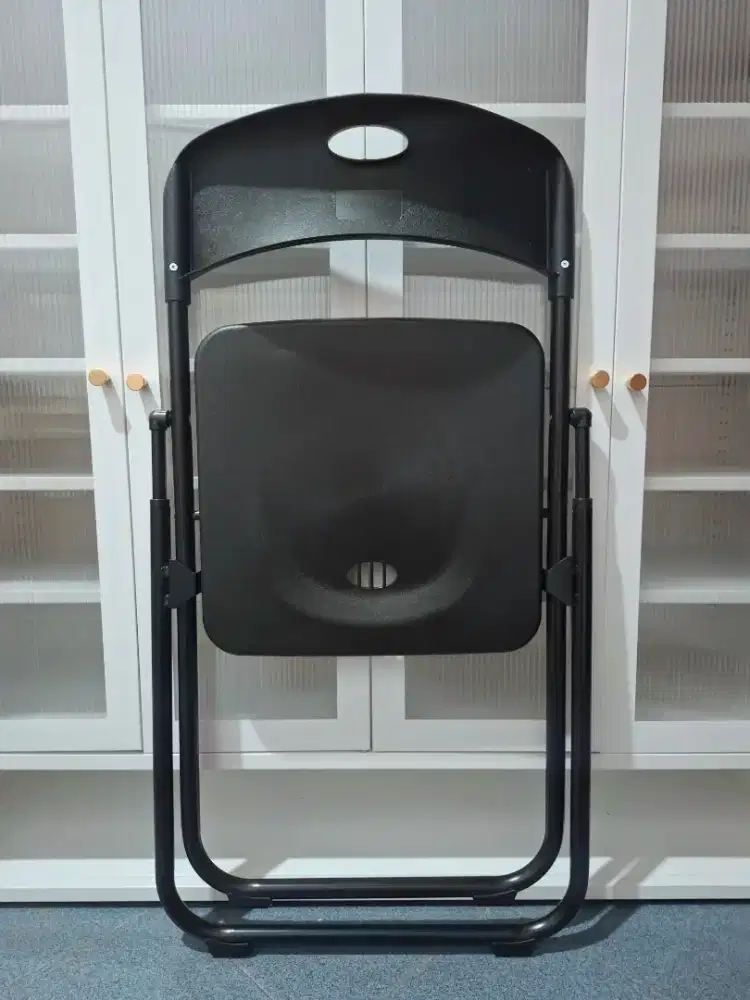 Baru kursi lipat minimalis