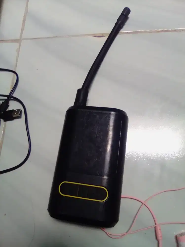 Pompa angin portable cas  ban motor atau mobil