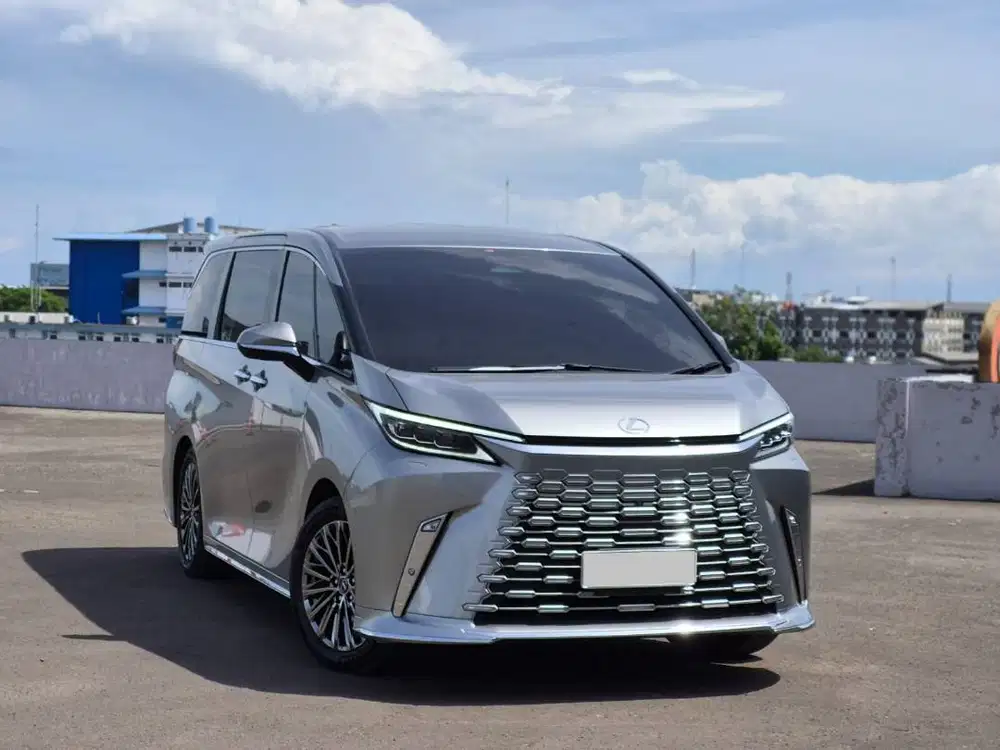 Lexus LM350H Hybrid VIP AT 2024