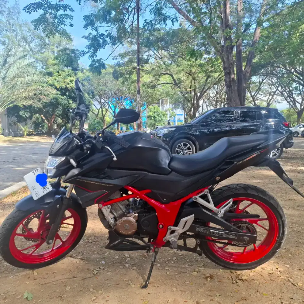 DIJUAL CB 150R MESIN SEHAT, HARGA NEGO