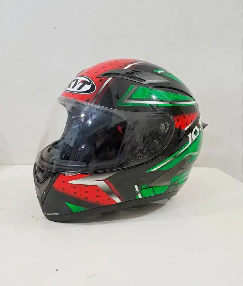 Helm KYT Vendetta 2 Size L Original kondisi masih bagus terawat