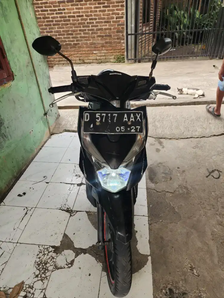 Dijual beat fi eco tahun 2017 warna hitam