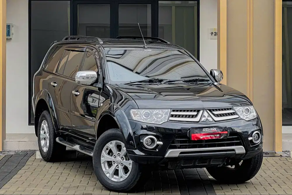 Mitsubishi Pajero Sport 2.5 Dakar VGT 4x4 Diesel Solar Sunroof AT 2014