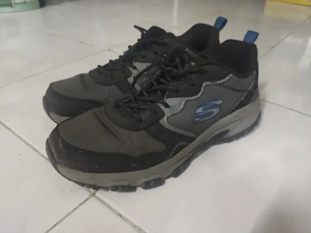 Sepatu Pria Skechers Trail