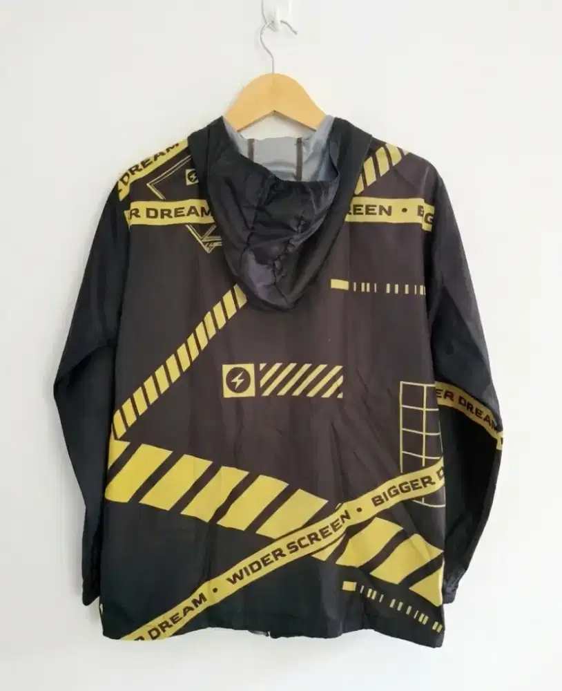 jaket gaming Asus ROG bekas switer bekas jaket bekas kaos bekas