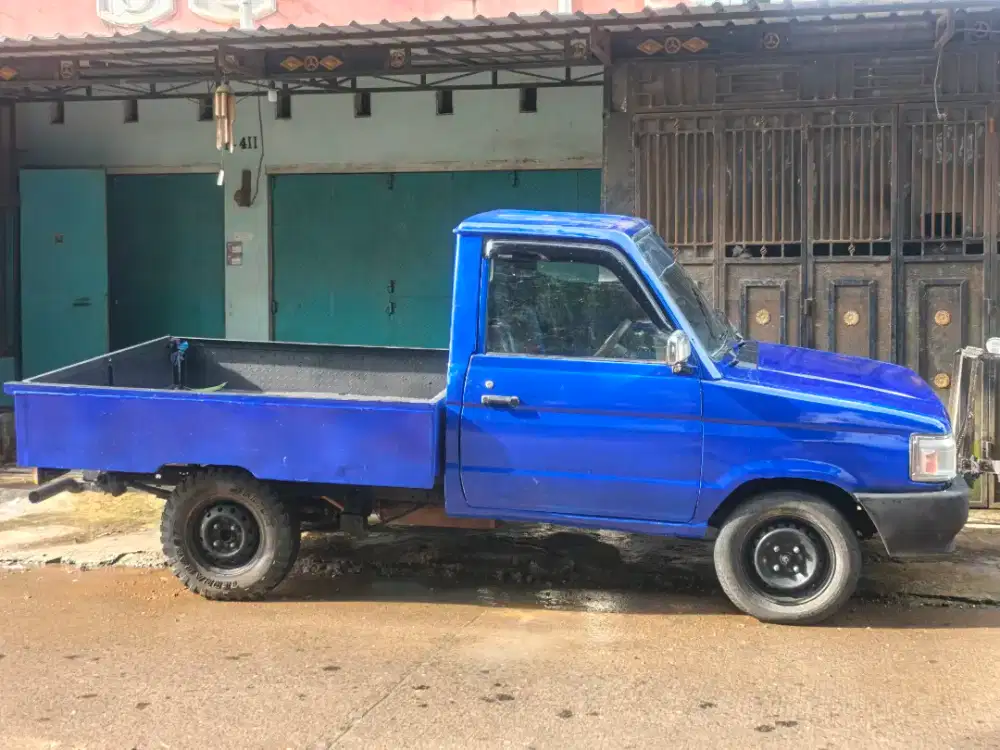 Toyota Kijang Super 1996