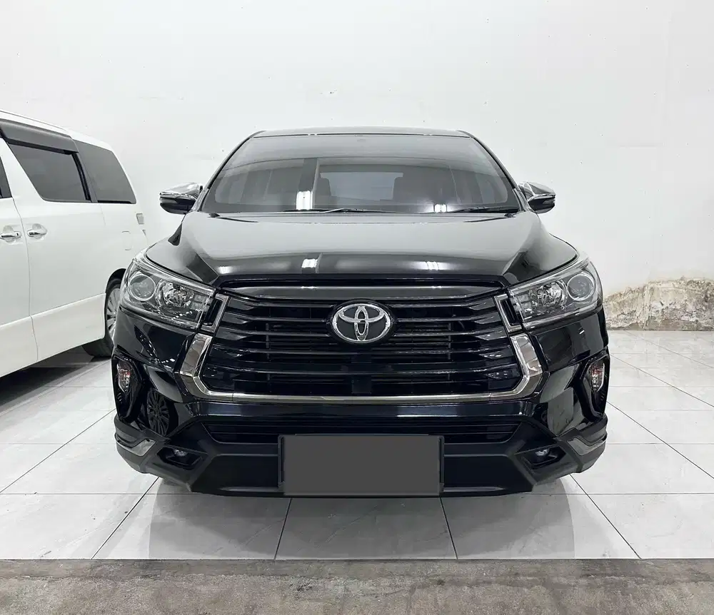 Innova Venturer Diesel Matic 2022 Pajak Panjang Full Original