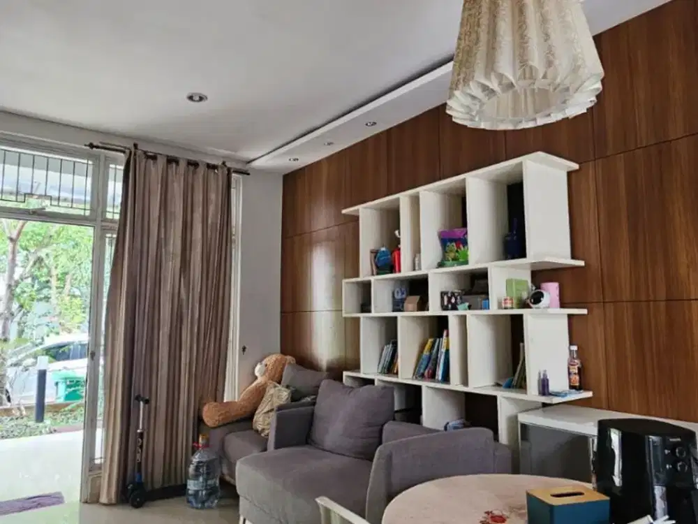 Metland Menteng Rumah Furnish Lebar 6 KT 3+1 KM 3+1 langsung huni
