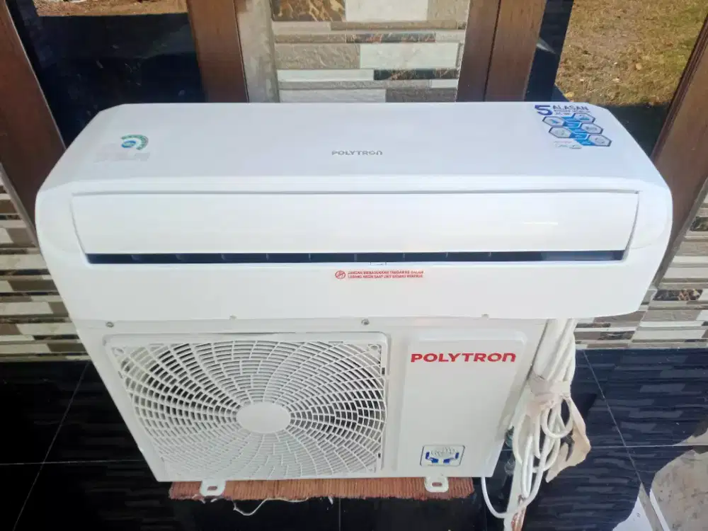 Dijual AC Polytron 1/2 pk