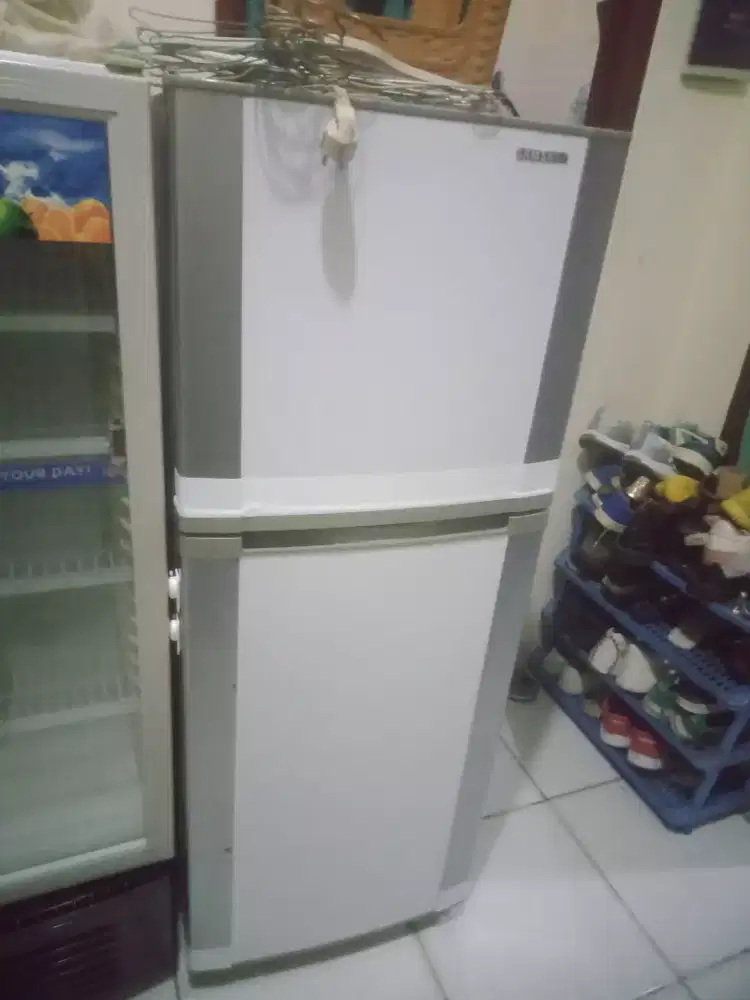 Kulkas 2 PT merk samsung
